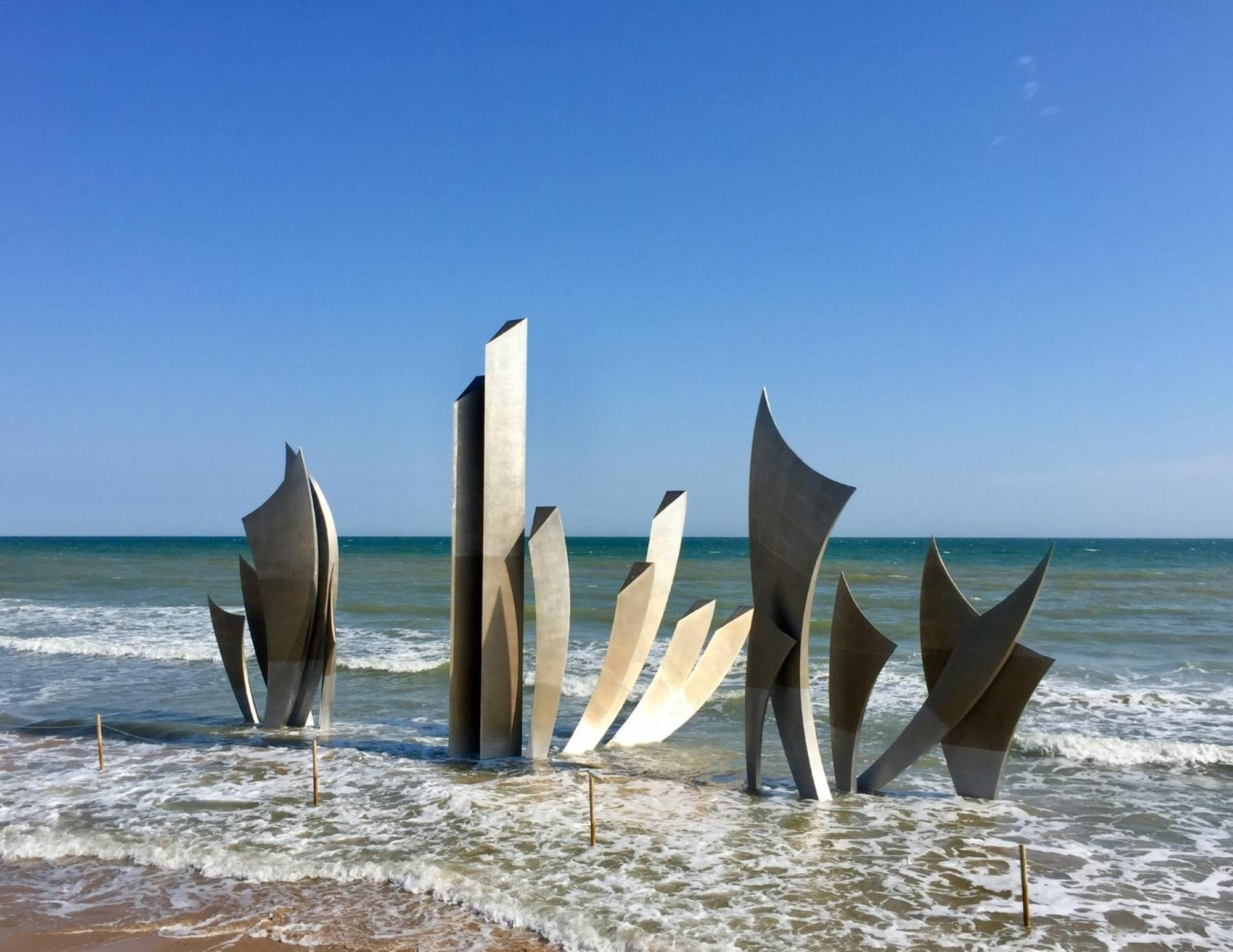 La Sapiniere Hotel Saint-Laurent-sur-Mer Bagian luar foto